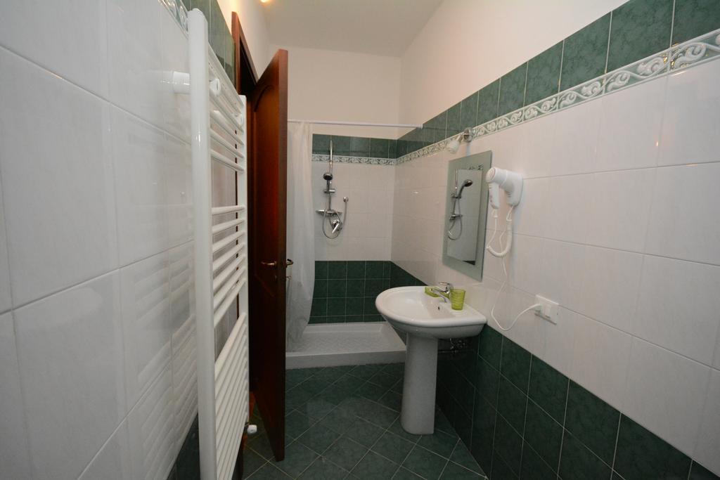 Bed and Breakfast La Ferula Scillato  Екстер'єр фото