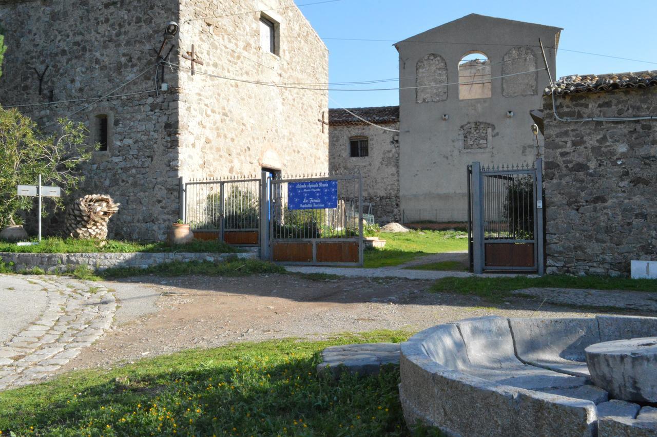 Bed and Breakfast La Ferula Scillato  Екстер'єр фото