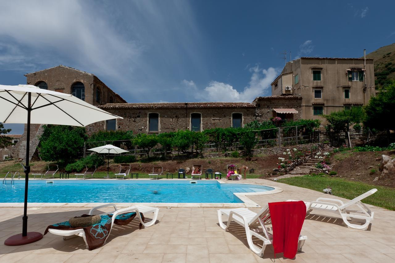 Bed and Breakfast La Ferula Scillato  Екстер'єр фото