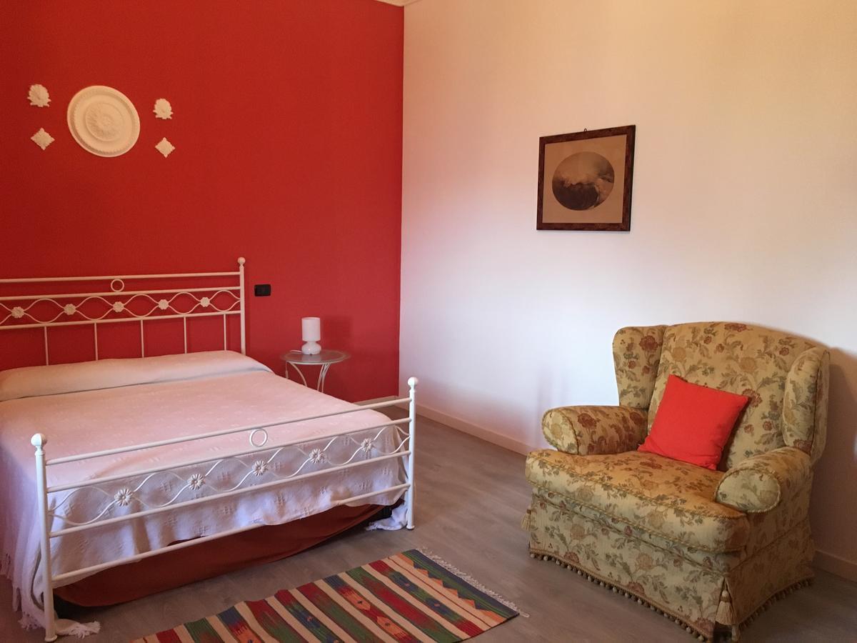 Bed and Breakfast La Ferula Scillato  Екстер'єр фото